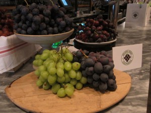 California grapes display