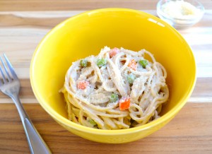 Cheesy Noodles with Peas and Carrots